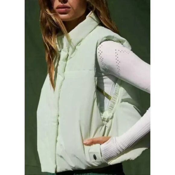 New! Free People Movement Sight Seein’ puffer vest in mint green, size S - Picture 1 of 16